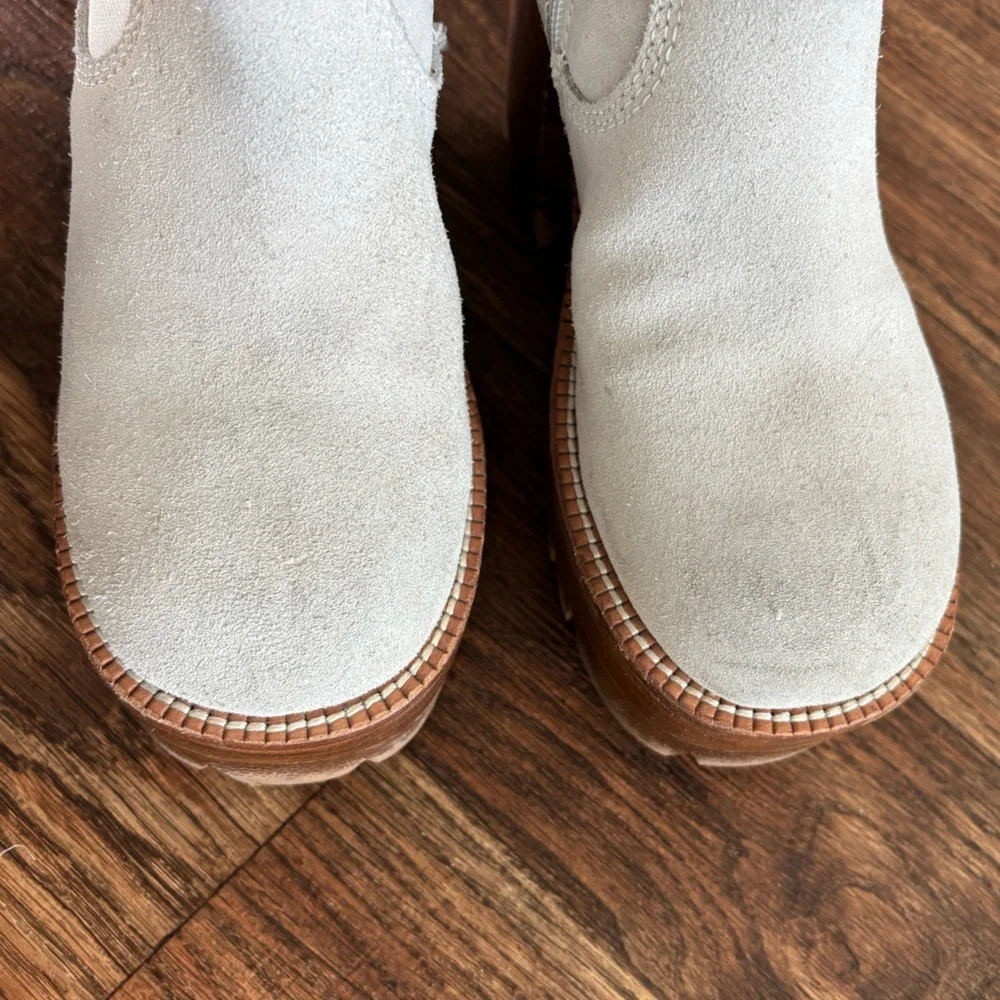 Jeffrey Campbell x Free People Preston Platform Suede Boots in Bone Size: 6